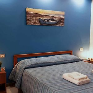 Camera con letto king size